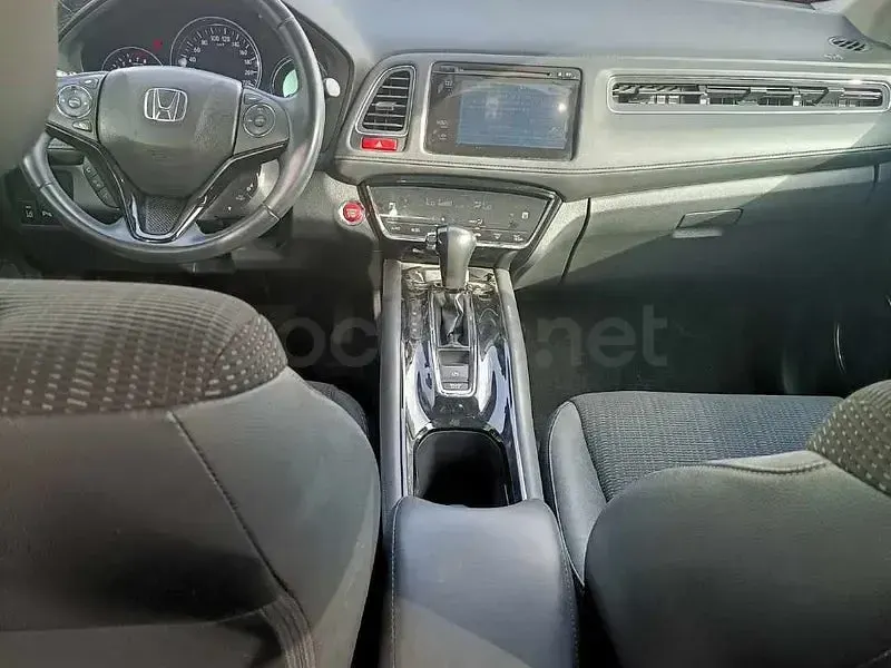 Usado Honda HR-V Elegance 130 CV (95 kW) 2016 Gris / plata SUV