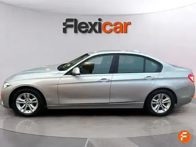Usado BMW 320 Efficient Dynamics 163 CV (119 kW) 2019 Gris Berlina