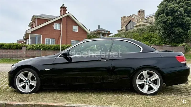 Usado BMW 320 Cabriolet 170 CV (125 kW) 2008 Negro Descapotable