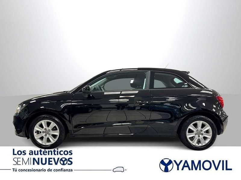 Usado Audi A1 Attraction 86 CV (63 kW) 2013 Negro Utilitario