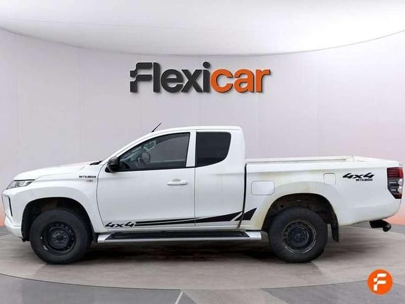 Usado Mitsubishi L200 150 CV (110 kW) 2020 Blanco Recogida