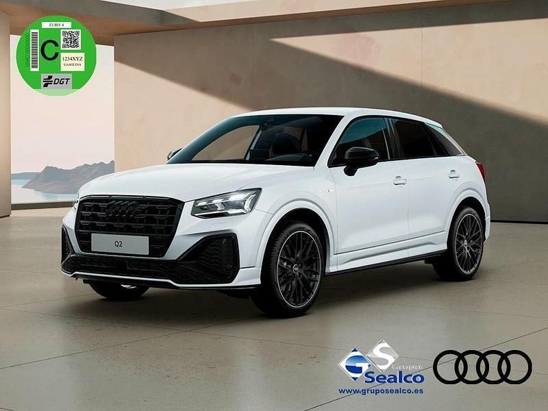 Blanco Nuevo 2025 Audi Q2 Black Edition SUV | 40.245 € (Caro) - Imagen 1/4