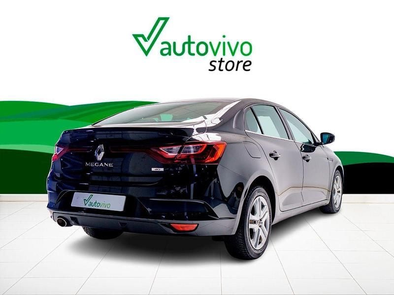 Usado Renault Mégane IV Business 115 CV (84 kW) 2018 Negro Berlina