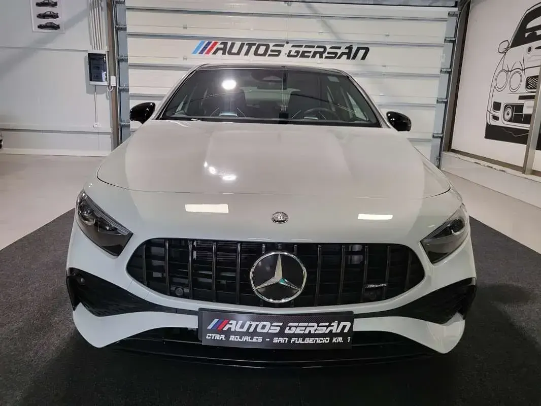 Usado Mercedes A35 AMG AMG Line Premium 306 CV (225 kW) 2024 Blanco Utilitario