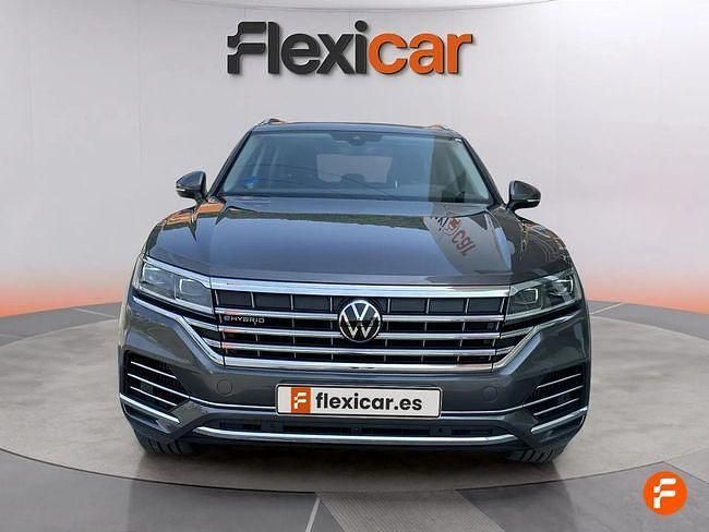 Usado VW Touareg 381 CV (280 kW) 2021 Gris SUV