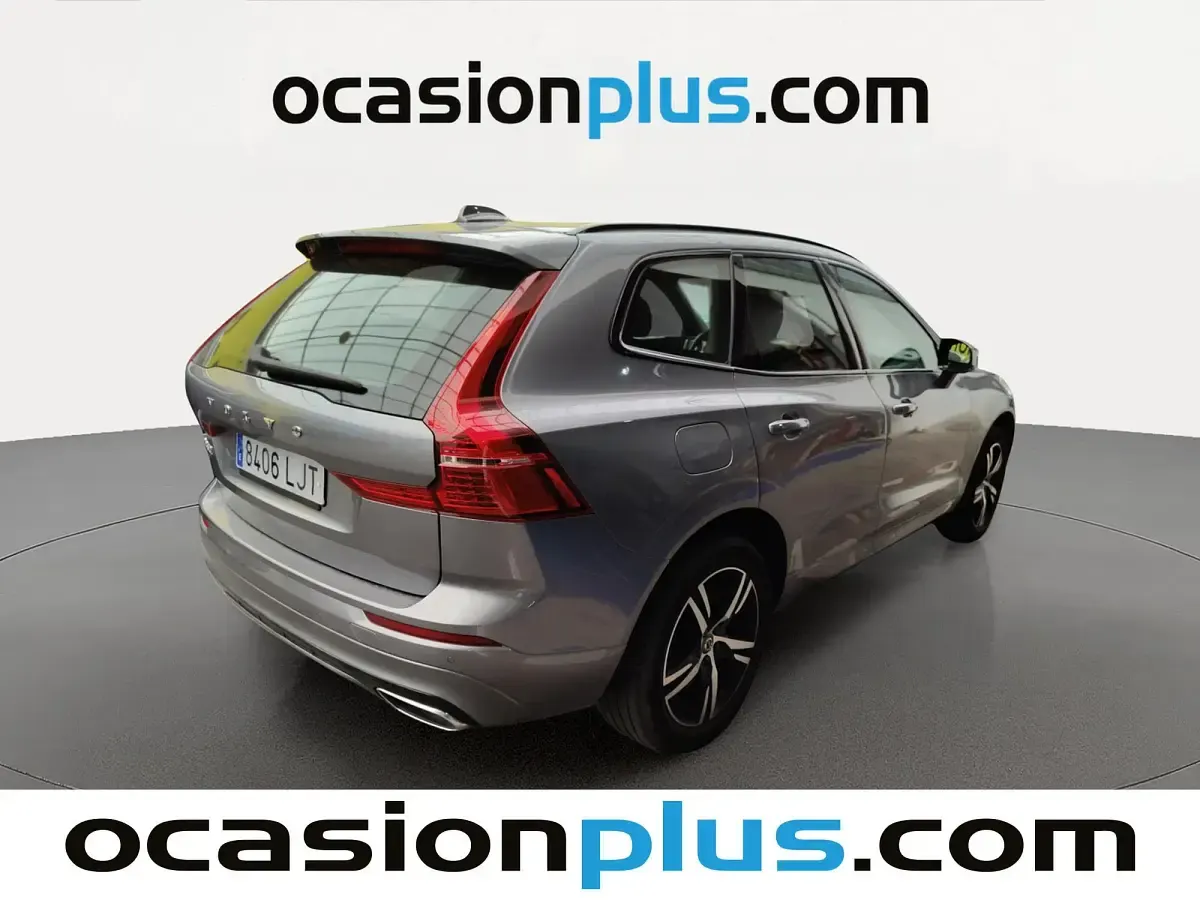 Usado Volvo XC60 R-Design 390 CV (286 kW) 2020 Gris SUV