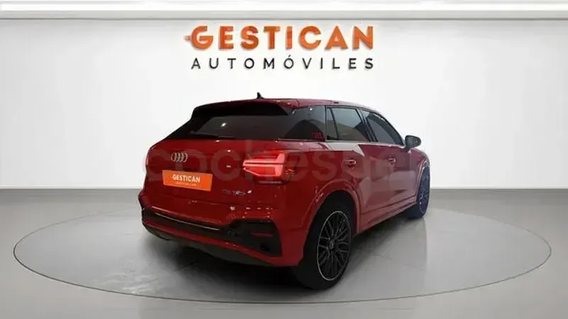 Usado Audi Q2 S-Line 150 CV (110 kW) 2021 Rojo SUV