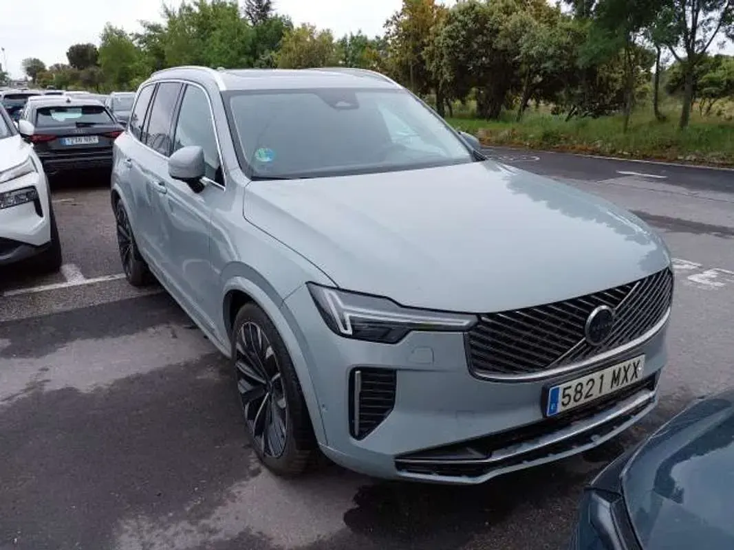 Usado Volvo XC90 Ultra 250 CV (183 kW) 2025 SUV