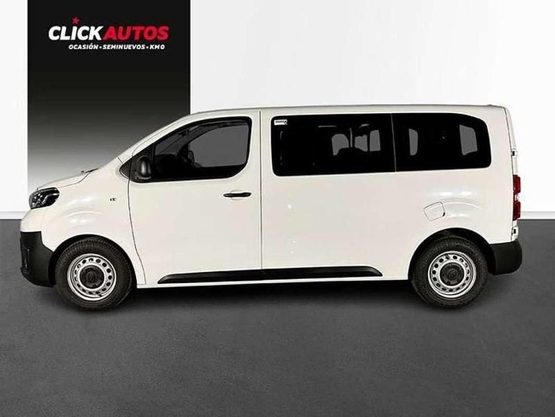 Usado Toyota Proace 147 CV (108 kW) 2023 Blanco Monovolumen