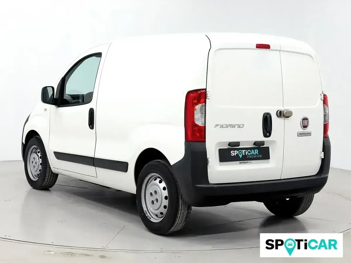 Usado Fiat Fiorino 95 CV (69 kW) 2021 Blanco Monovolumen
