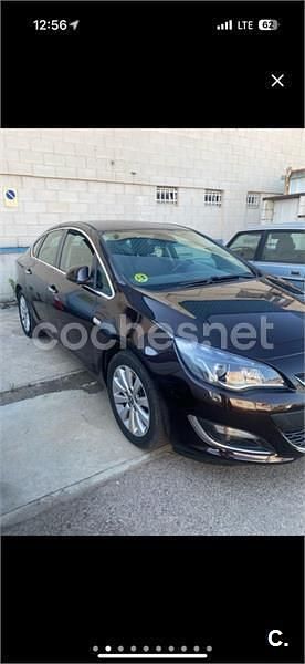 Granate Usado 2013 Opel Astra Business Berlina | 7000 € (Precio justo) - Imagen 1/1