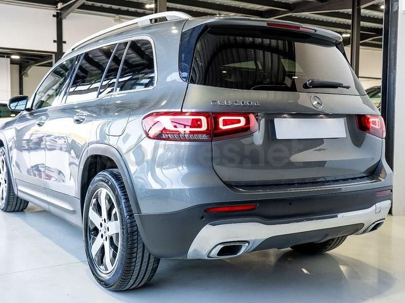 Usado Mercedes GLB200 150 CV (110 kW) 2021 Gris / plata SUV