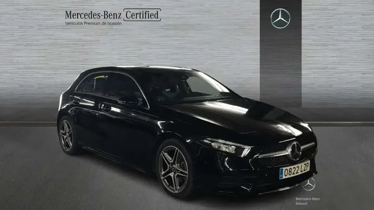 Usado Mercedes A200 AMG line 150 CV (110 kW) 2022 Negro Berlina