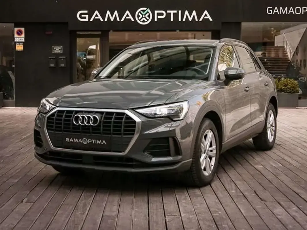 Usado Audi Q3 Attraction 245 CV (180 kW) 2022 Gris SUV