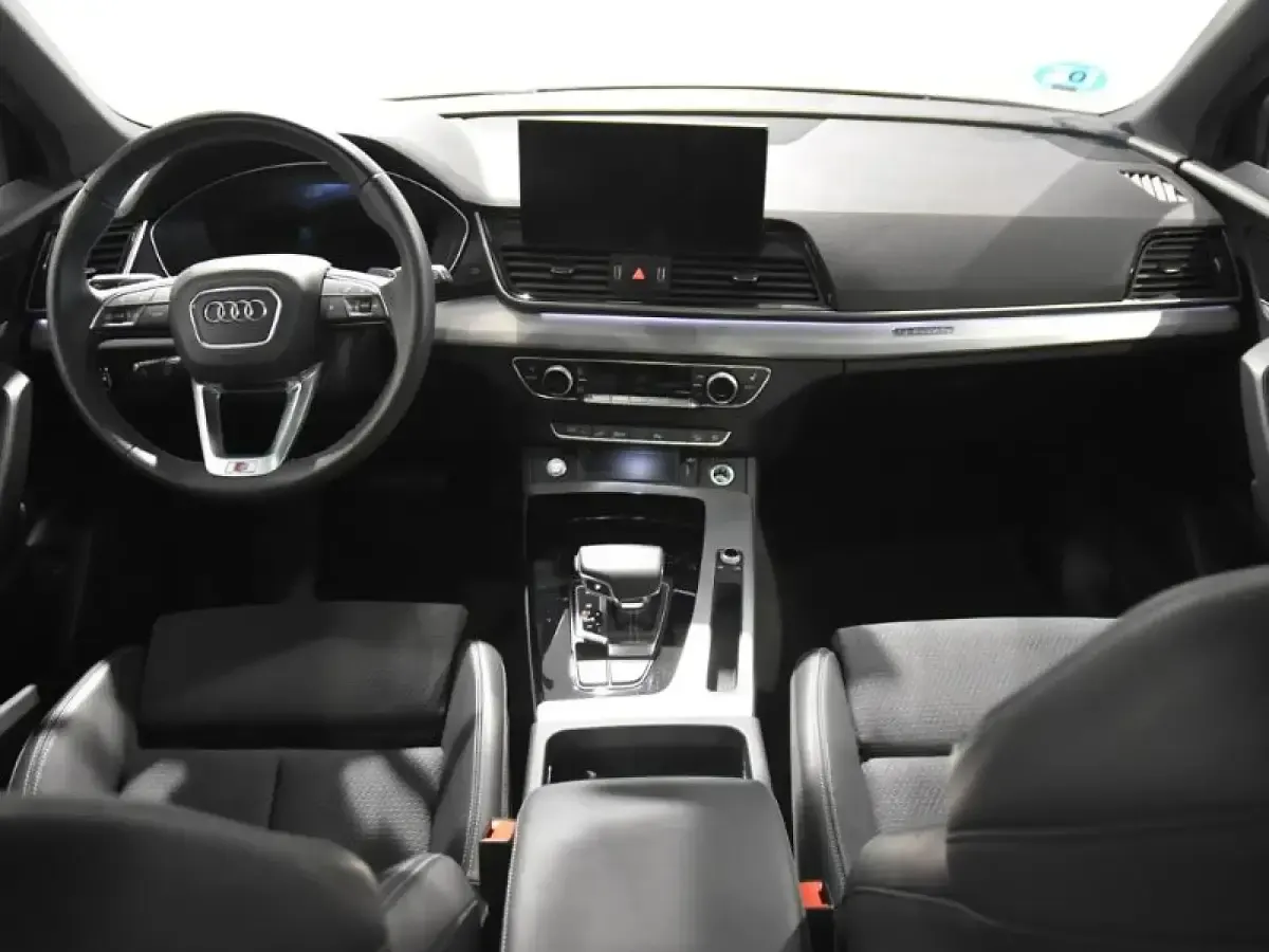 Usado Audi Q5 299 CV (219 kW) 2025 Gris/plata SUV