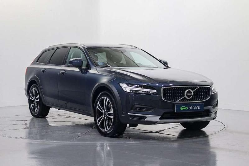 Usado Volvo V90 CC Pro 235 CV (172 kW) 2021 Blanco Familiar