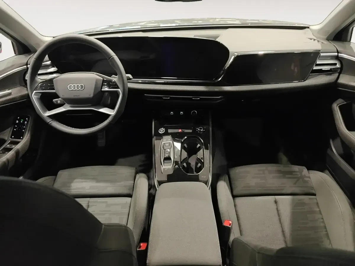Nuevo Audi A5 Advanced 299 CV (219 kW) 2026 Azul