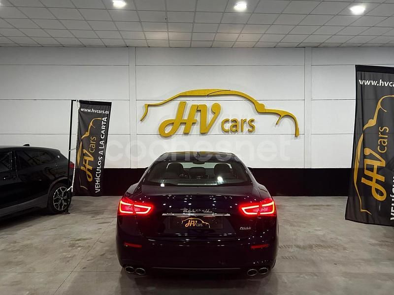 Usado Maserati Ghibli 275 CV (202 kW) 2017 Azul Berlina