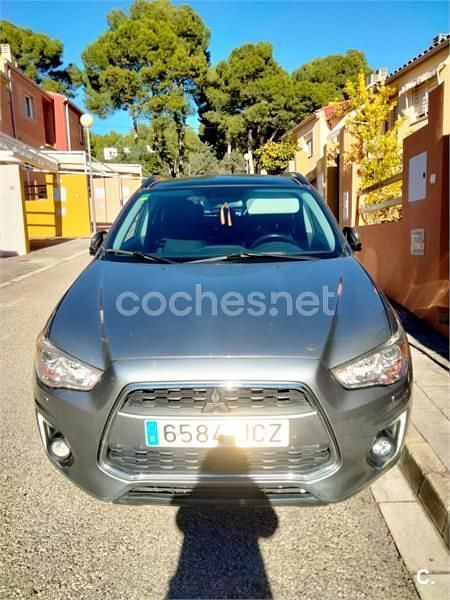 Usado Mitsubishi ASX Motion 116 CV (85 kW) 2015 Gris / plata SUV