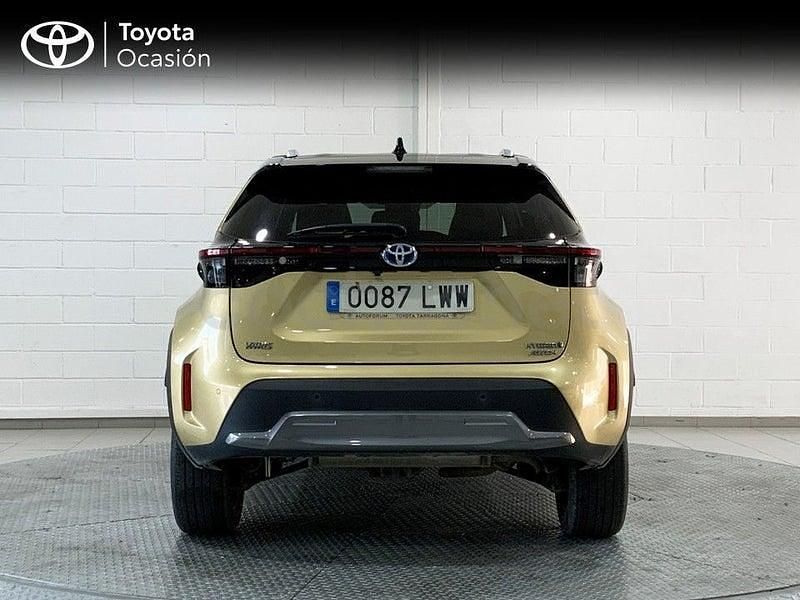 Usado Toyota Yaris Cross Edition 116 CV (85 kW) 2022 Amarillo SUV