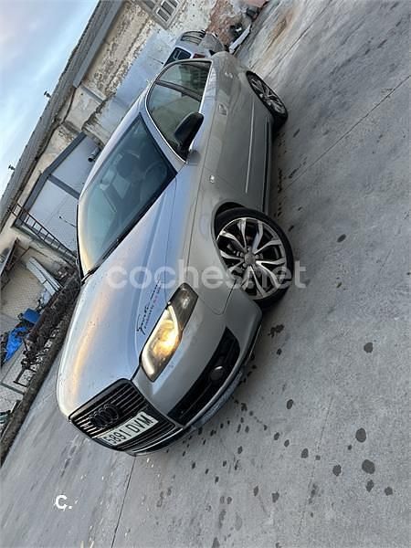 Usado Audi A4 140 CV (102 kW) 2006 Gris / plata Berlina