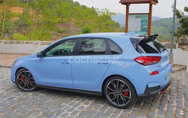 Azul Usado 2018 Hyundai i30 N Performance Berlina | 29.900 € - Imagen 1/3