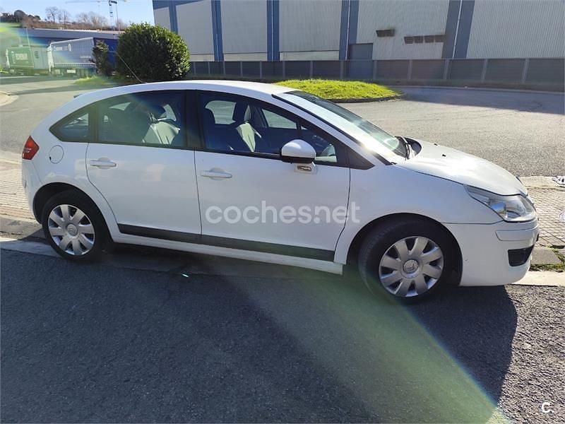 Usado Citroën C4 110 CV (80 kW) 2010 Blanco Berlina