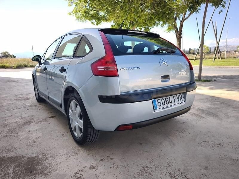 Usado Citroën C4 110 HP (80 kW) 2007 Cinzento Sedan