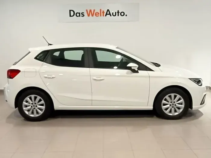 Usado Seat Ibiza Style 110 CV (80 kW) 2023 Blanco Utilitario