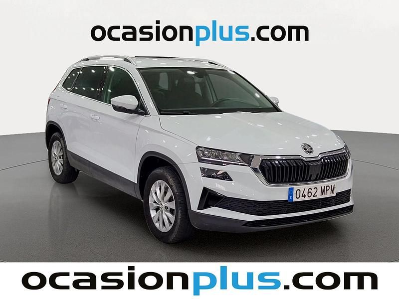 Usado Skoda Karoq Selection 116 CV (85 kW) 2024 Blanco SUV