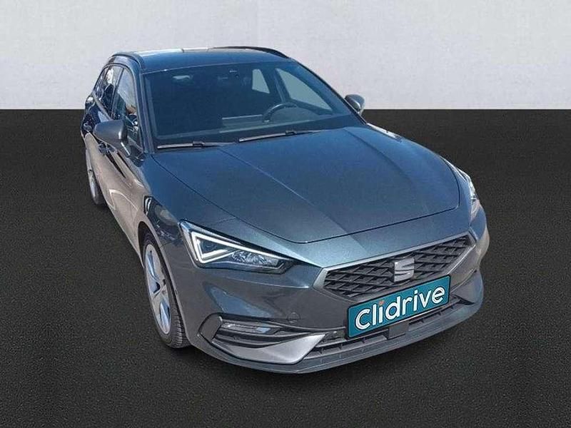 Usado Seat Leon FR 150 CV (110 kW) 2021 Gris Utilitario