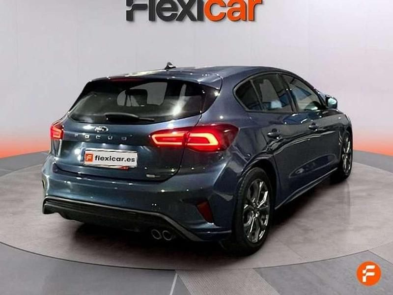 Usado Ford Focus ST-Line 155 CV (114 kW) 2023 Azul Berlina
