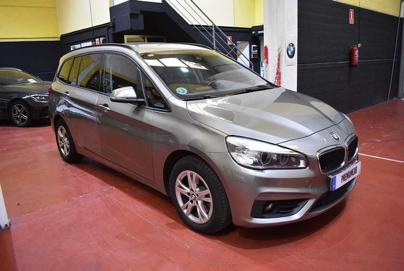 Usado BMW 218 Gran Tourer 150 CV (110 kW) 2016 Gris Monovolumen