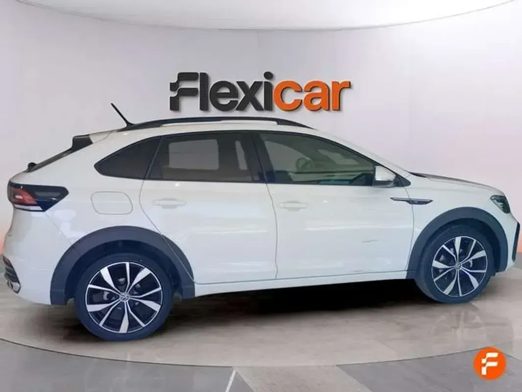 Usado VW Taigo R-line 110 CV (80 kW) 2023 Blanco SUV