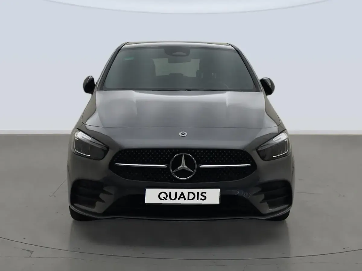 Usado Mercedes B250 218 CV (160 kW) 2025 Gris Utilitario
