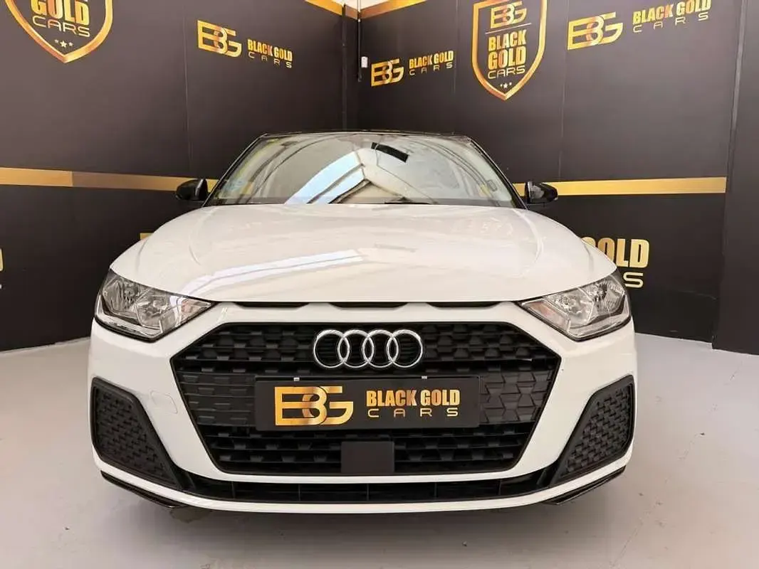 Usado Audi A1 Sportback Advanced Plus 95 CV (69 kW) 2020 Blanco Utilitario