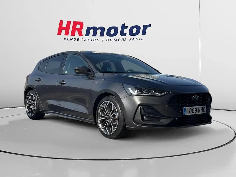 Rojo Usado 2023 Ford Focus ST-Line X Utilitario | 16.890 € (Precio justo) - Imagen 1/4
