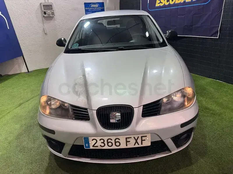 Usado Seat Ibiza Stylance 85 CV (62 kW) 2007 Gris / plata Utilitario