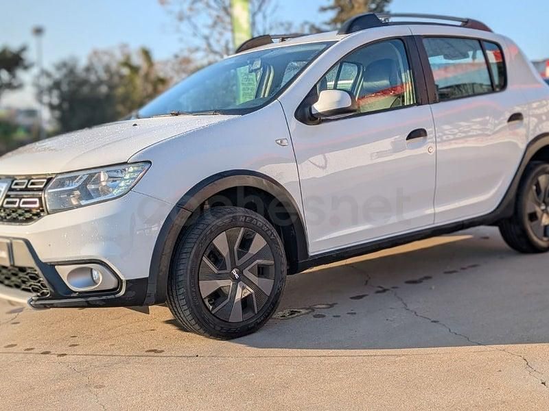Usado Dacia Sandero 90 CV (66 kW) 2017 Blanco Berlina
