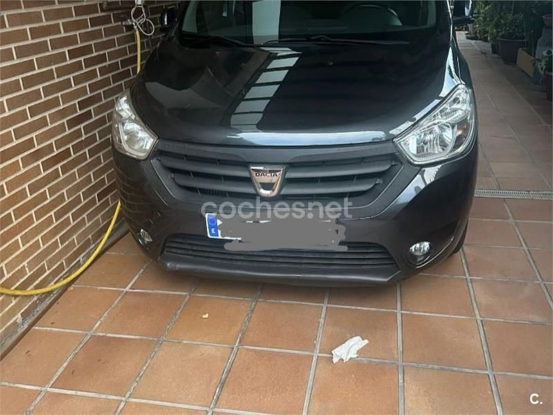 Gris / plata Usado 2014 Dacia Dokker Ambiance Van | 7999 € (Super precio) - Imagen 1/4