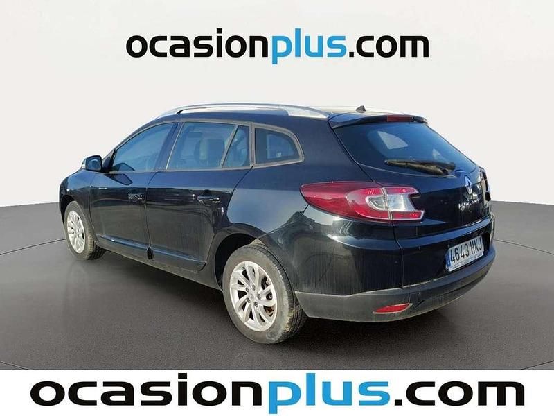 Usado Renault Mégane GrandTour Dynamique 116 CV (85 kW) 2012 Negro Familiar