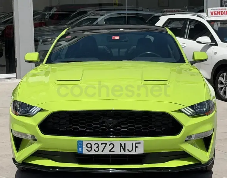 Usado Ford Mustang Fastback 291 CV (214 kW) 2020 Verde Coupe