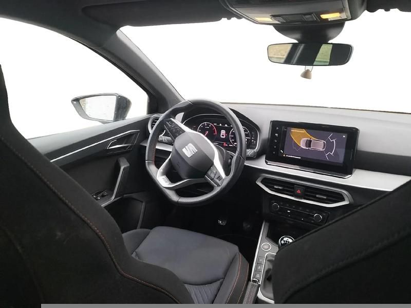 Usado Seat Ibiza FR 115 CV (84 kW) 2024 Negro Utilitario