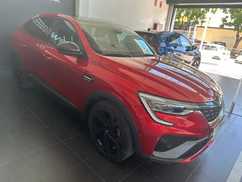 Usado Renault Arkana R.S. 140 CV (102 kW) 2022 Rojo SUV