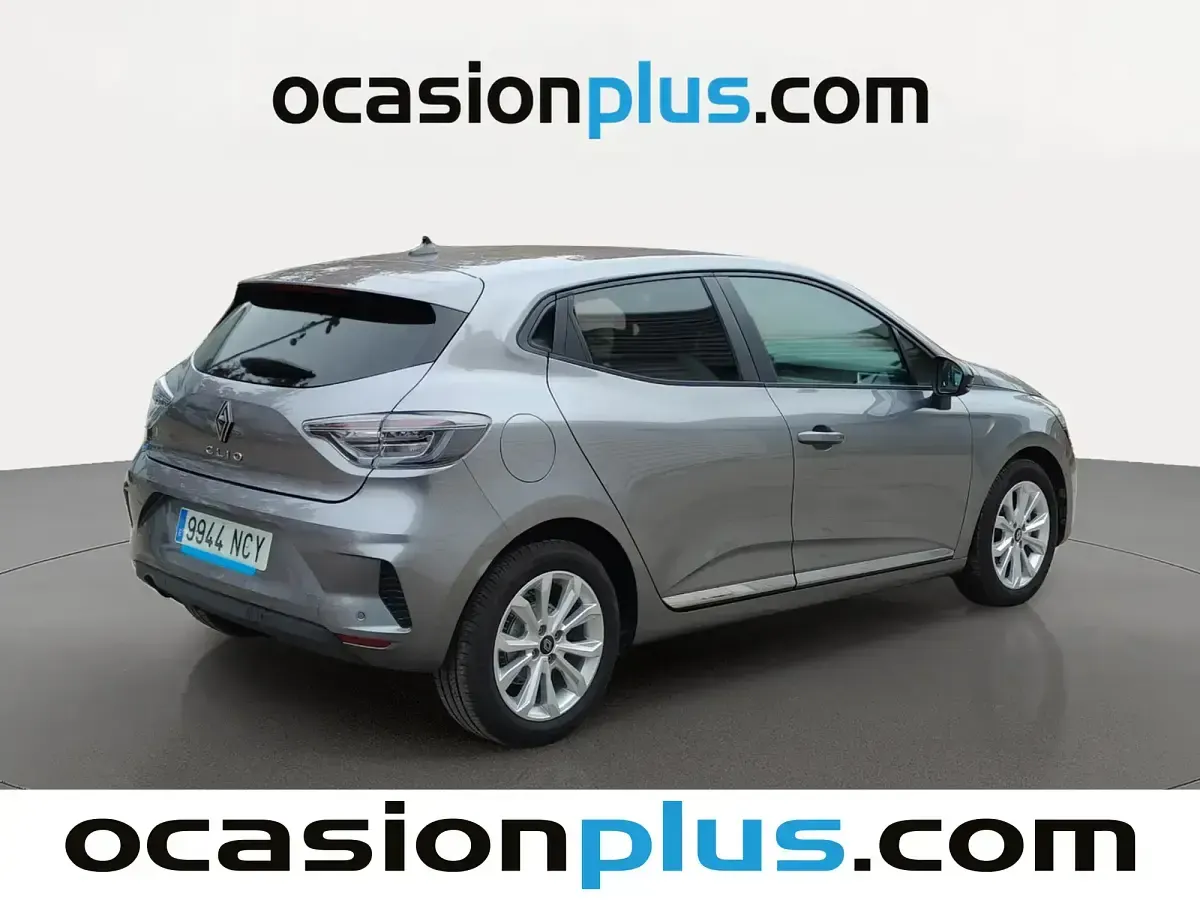 Usado Renault Clio V Evolution 100 CV (73 kW) 2025 Gris Berlina