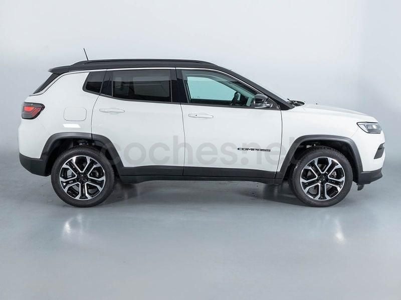 Occasion Jeep Compass Limited 130 ch (95 kW) 2024 Blanc SUV