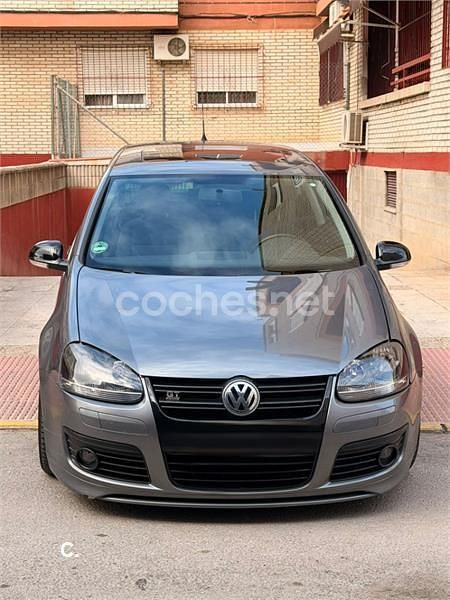 Usado VW Golf VI GT 140 CV (102 kW) 2008 Gris / plata Utilitario