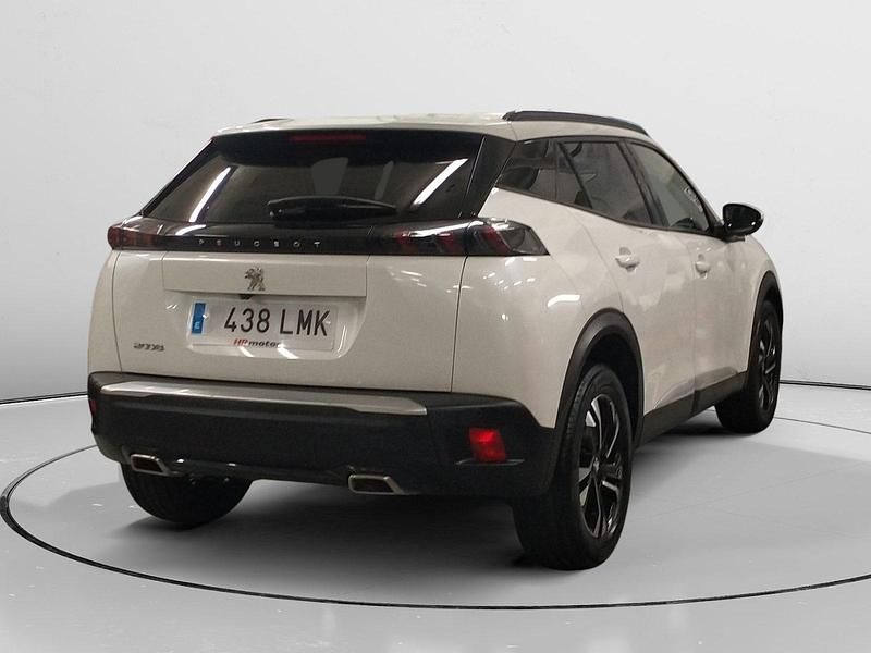 Usado Peugeot 2008 Allure 132 CV (97 kW) 2021 Blanco SUV