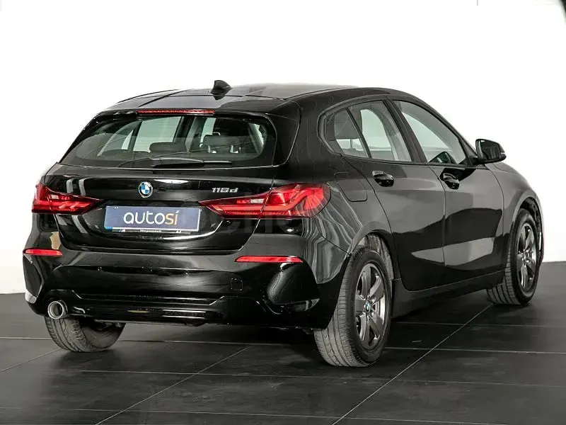 Usado BMW 116 116 CV (85 kW) 2021 Negro Utilitario
