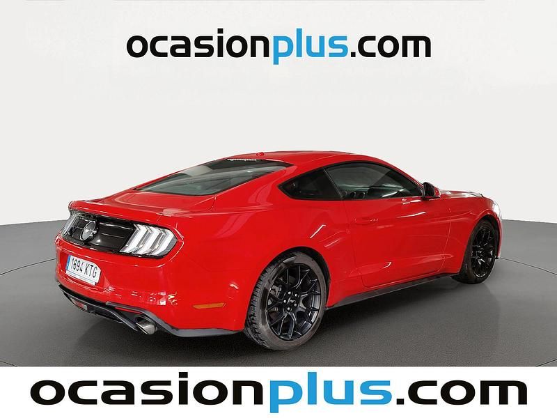 Usado Ford Mustang Fastback 290 CV (213 kW) 2019 Rojo Coupe